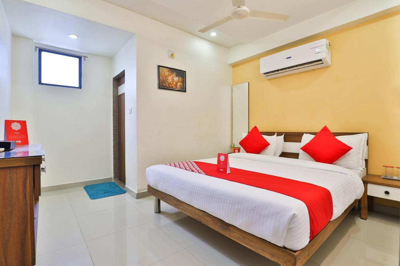 Oyo 15417 Red Rose Ahmedabad Exterior photo